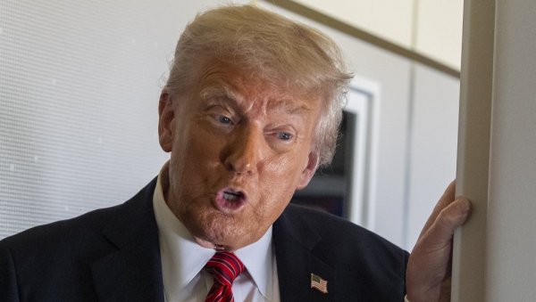 ТРАМП ОТКРИО ИЗ АВИОНА: Спреман сам да одем у Турску на преговоре између Русије и Украјине ТРАМП ОТКРИО ИЗ АВИОНА: Спреман сам да одем у Турску на преговоре између Русије и Украјине