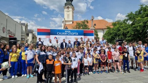 ПОНОСАН ГРАД СПОРТА: Мали сајам спорта одржан у Сомбору