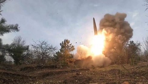 СЕВЕРНOКОРЕЈСКИ НУКЛЕАРНИ ОДГОВОР АМЕРИЦИ: Кимове ракете за напад на новим вежбама