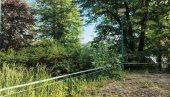 ПОТАМНЕЛИ ЗАПОСТАВЉЕНИ ДРАГУЉИ: Некадашњи симболи Бање Ковиљаче запуштени и препуштени зубу времена, лоповима и кабадахијама