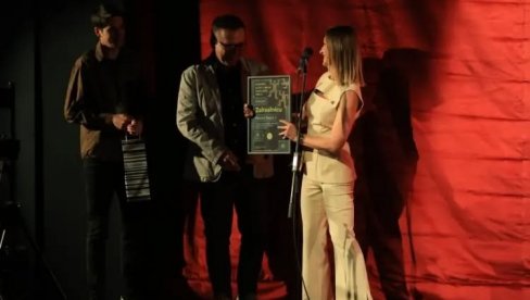 MEĐUNARODNI LUTKARSKI FESTIVAL U KRAGUJEVCU : Zlatna iskra okupila umetnike iz celog sveta