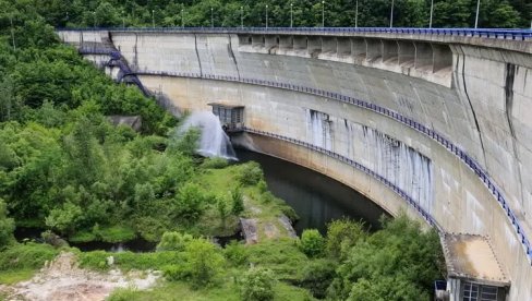KRAGUJEVAC JAČI OD SUŠE: Realizacija strateških projekata za povećanje kapaciteta iz kojih se obezbeđuje voda za piće KRAGUJEVAC JAČI OD SUŠE: Realizacija strateških projekata za povećanje kapaciteta iz kojih se obezbeđuje voda za piće
