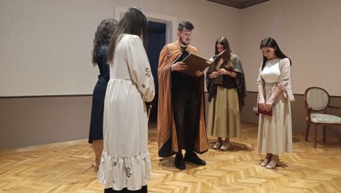 ЧУВАРИ СРПСКОГ ЈЕЗИКА И ПРАВОСЛАВЉА: Сапутници из Бањалуке извели представу у част Светог Василија Острошког