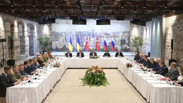 ОВО СУ НАВОДНИ РУСКИ УСЛОВИ Запад о преговорима у Истанбулу: Путинова тактичка победа ОВО СУ НАВОДНИ РУСКИ УСЛОВИ Запад о преговорима у Истанбулу: Путинова тактичка победа