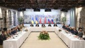 OVO SU NAVODNI RUSKI USLOVI Zapad o pregovorima u Istanbulu: Putinova taktička pobeda OVO SU NAVODNI RUSKI USLOVI Zapad o pregovorima u Istanbulu: Putinova taktička pobeda