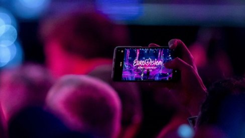 ЕВРОВИЗИЈА 2025 - ПРЕНОС ФИНАЛА: Пзивају на избацивање Израела, ЕБУ прети казнама! Да ли ће убедљиви фаворит победити у Базелу?