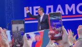 ВУЧИЋ СЕ ОБРАЋА НАРОДУ У НИШУ: Покушали су да укину демократију и уведу терор у нашој земљи (ФОТО/ВИДЕО)
