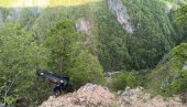 ЦЕЛУ НОЋ ПРОВЕО НАД АМБИСОМ: Драма у шавничком  крају, мушкарац возилом слетео с пута
