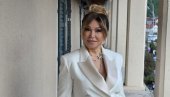 ТО СЕ СНИМА У ЧУВЕНОМ СТУДИЈУ: Неда Украден не мирује и ниже успех за успехом (ФОТО) ТО СЕ СНИМА У ЧУВЕНОМ СТУДИЈУ: Неда Украден не мирује и ниже успех за успехом (ФОТО)