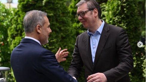 ВУЧИЋ СЕ САСТАО СА ФИДАНОМ У БЕОГРАДУ: Посебно ми је драго што је Турска потврдила учешће на ЕXПО 2027 у Београду (ФОТО)