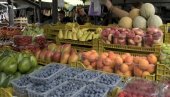 I KAJSIJA POSTALA LUKSUZ, KILOGRAM ČAK 1.000 DINARA: Šteta od mraza i do 100 odsto