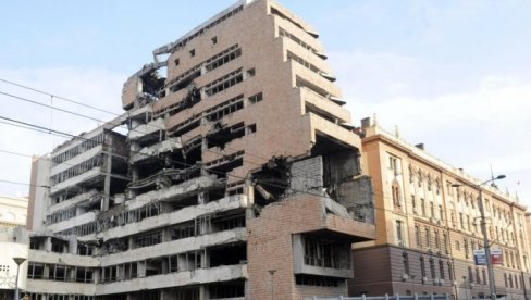 НЕВЕРОВАТНО: Тужилачки сарадник на блокадерском скупу говори о Генералштабу и директно крши основно начело непристрасности