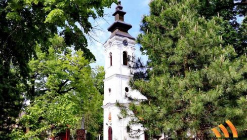 HRAMOVNA SLAVA PRENOSA MOŠTIJU SVETOG OCA NIKOLAJA: U pravoslavnom hramu u selu Jaša Tomić HRAMOVNA SLAVA PRENOSA MOŠTIJU SVETOG OCA NIKOLAJA: U pravoslavnom hramu u selu Jaša Tomić