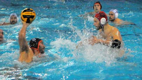 VATERPOLO MAJSTORICA U KRAGUJEVCU : Radnički i Novi Beograd igraju za titulu prvaka države VATERPOLO MAJSTORICA U KRAGUJEVCU : Radnički i Novi Beograd igraju za titulu prvaka države