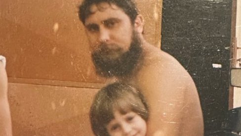 SVE MU JE OPROSTILA! Jelena Dokić i na Instagramu pisala o ocu Damiru, komentari se nižu... SVE MU JE OPROSTILA! Jelena Dokić i na Instagramu pisala o ocu Damiru, komentari se nižu...