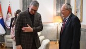NEUMORNI BORAC ZA ISTINU I PRAVDU Vučić sa Zurofom: Dok su drugi okretali glavu, on je govorio znanjem i srcem NEUMORNI BORAC ZA ISTINU I PRAVDU Vučić sa Zurofom: Dok su drugi okretali glavu, on je govorio znanjem i srcem