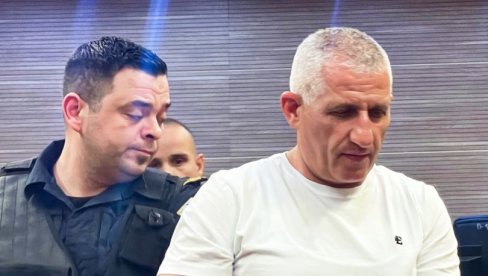 УХАПШЕН КАДА ЈЕ ХТЕО ДА ПОВРАТИ СТАН МАЈКЕ ЧИЈЕ ТЕЛО НИКАДА НИЈЕ ПРОНАШАО: Пред судом у Приштини саслушан Гаврило Милосављевић УХАПШЕН КАДА ЈЕ ХТЕО ДА ПОВРАТИ СТАН МАЈКЕ ЧИЈЕ ТЕЛО НИКАДА НИЈЕ ПРОНАШАО: Пред судом у Приштини саслушан Гаврило Милосављевић