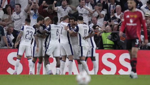 ДЕРБИ У СЕВЕРНОМ ЛОНДОНУ: Тотенхем и Јунајтед траже битне бодове у борби за Лигу шампиона