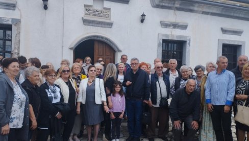 ОБЕЛЕЖЕНА ХРАМОВНА СЛАВА МАНАСТИРА СВЕТОГ НИКОЛЕ У ПРИШТИНИ: Пламен хришћанске љубави у овде није утихнуо