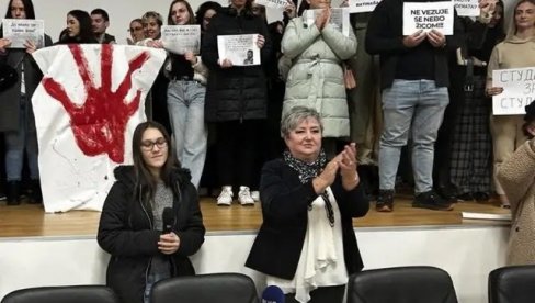 SUMRAK SRPSKIH UMOVA: Treba li da bude upropaštena anti-narodna prosveta? SUMRAK SRPSKIH UMOVA: Treba li da bude upropaštena anti-narodna prosveta?