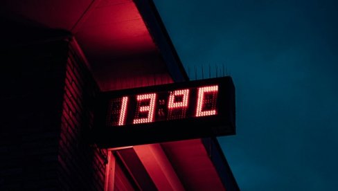 UJUTRU PRAVA ZIMA, A PREKO DANA PROLEĆE: Vremenska prognoza za utorak, 21. oktobar UJUTRU PRAVA ZIMA, A PREKO DANA PROLEĆE: Vremenska prognoza za utorak, 21. oktobar