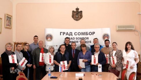 PODRŠKA ZA NACIONALNE ZAJEDNICE: Putem konkursa Sombor obezbedio dva miliona dinara PODRŠKA ZA NACIONALNE ZAJEDNICE: Putem konkursa Sombor obezbedio dva miliona dinara