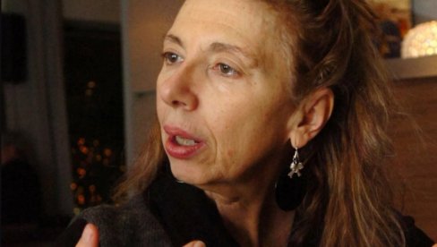 МАЈА ВОЛК КУПИЛА ГРОБНО МЕСТО На споменику написала: Сви мисле да имају времена