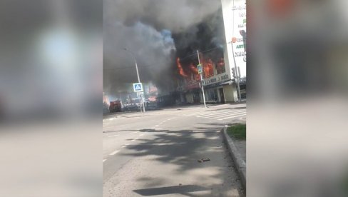 ГОРИ ТРЖНИ ЦЕНТАР У МОСКОВСКОЈ ОБЛАСТИ: Познато да ли има жртава (ВИДЕО)