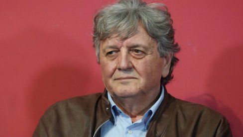 MNOGI SE IZNENADE: Znate li koju SREDNJU školu je završio Radoš Bajić? MNOGI SE IZNENADE: Znate li koju SREDNJU školu je završio Radoš Bajić?