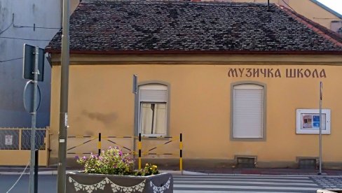 НАЈАВА МУЗИЧКЕ ШКОЛЕ: У Малом Црнићу сутра Пролећни концерт НАЈАВА МУЗИЧКЕ ШКОЛЕ: У Малом Црнићу сутра Пролећни концерт