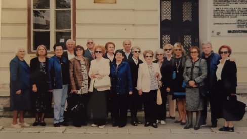 UŽIČANI, 60 GODINA POSLE MATURE: Slave duh doživotnog prijateljstva UŽIČANI, 60 GODINA POSLE MATURE: Slave duh doživotnog prijateljstva