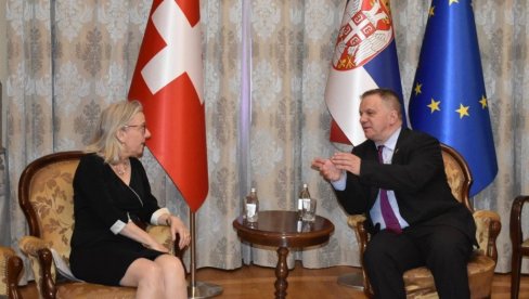 МИНИСТАР СТАНКОВИЋ РАЗГОВАРАО СА АМБАСАДОРКОМ АН ЛУГОН-МУЛЕН: Подршка Швајцарске у области дуалног образовања МИНИСТАР СТАНКОВИЋ РАЗГОВАРАО СА АМБАСАДОРКОМ АН ЛУГОН-МУЛЕН: Подршка Швајцарске у области дуалног образовања