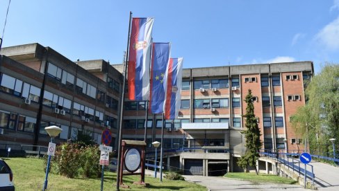 НОВОМ ОПРЕМОМ ЛЕЧЕ СРЦЕ И МОЖДАНЕ УДАРЕ: Модернизација Опште болнице у Кикинди