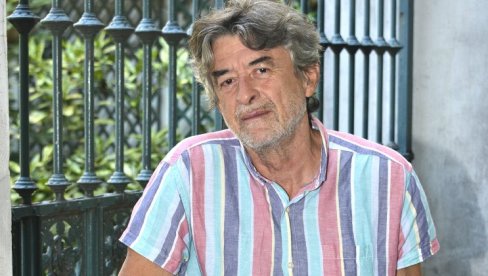 JA SAM NAIVKO, VERUJEM U BAJKE: Reditelj Milan Karadžić o nagradi Caca , Slobodanki Aleksić, predstavama za decu JA SAM NAIVKO, VERUJEM U BAJKE: Reditelj Milan Karadžić o nagradi Caca , Slobodanki Aleksić, predstavama za decu