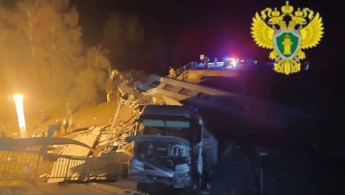НАДВОЖЊАК ПАО НА ВОЗ: Тешка несрећа у Русији, у току је спасавање путника има жртава (ВИДЕО)