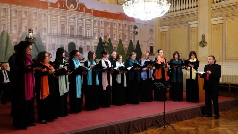 РАСПЕВАНО ТРЕЋЕ ДОБА: У Сомбору одржан концерт Градског удружења пензонера РАСПЕВАНО ТРЕЋЕ ДОБА: У Сомбору одржан концерт Градског удружења пензонера