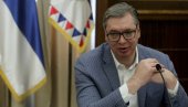 POSTOJE LJUDI KOJI SVOJE STAVOVE NE MENJAJU, ČIJA VEROVANJA SU JAKA KAO STENA Vučić: Ne shvataju da postoje ljudi koji veruju u svoju zemlju