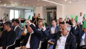 ЕВО КО ЈЕ НОВИ ТРЕНЕР ФК ПАРТИЗАН! Предраг Мијатовић обелоданио име шефа стручног штаба црно-белих ЕВО КО ЈЕ НОВИ ТРЕНЕР ФК ПАРТИЗАН! Предраг Мијатовић обелоданио име шефа стручног штаба црно-белих