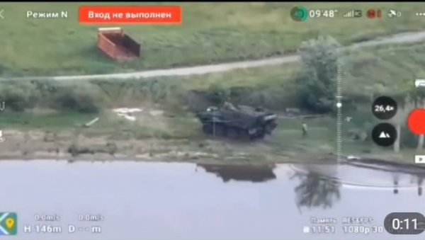 УКРАЈИНЦИМА УКРАЛИ ОКЛОПЊАК: Руски извиђачи упали у возило и одвезли га на очиглед возача (ВИДЕО)