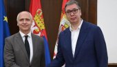 VERUJEMO DA KROZ REGIONALNU POVEZANOST MOŽEMO DA STVORIMO VIŠE PRILIKA ZA NAŠE GRAĐANE Vučić se sastao sa Amerom Kapetanovićem (FOTO)