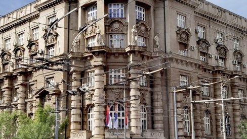 VLADA SRBIJE PREDLOŽILA: Badnji dan da bude neradan