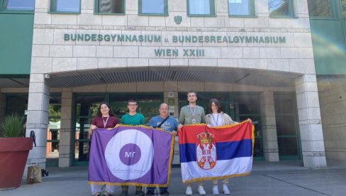 MATEMATIČARIMA SE I ISTORIJA - POZLATILA: Đaci prestižne beogradske gimnazije osvojili četiri medalje na olimpijadi u Beču MATEMATIČARIMA SE I ISTORIJA - POZLATILA: Đaci prestižne beogradske gimnazije osvojili četiri medalje na olimpijadi u Beču