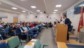 SPOMENIK U VALJEVU   Dug žrtvama komunista
