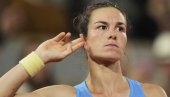 СЕНЗАЦИЈА НА РОЛАН ГАРОСУ: Како је анонимна Францускиња догурала у полуфинала СЕНЗАЦИЈА НА РОЛАН ГАРОСУ: Како је анонимна Францускиња догурала у полуфинала
