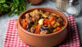 ЗНАЈУ ОНИ ШТА ВАЉА: Турски ђувеч, укусно, здраво и оригинално јело ЗНАЈУ ОНИ ШТА ВАЉА: Турски ђувеч, укусно, здраво и оригинално јело