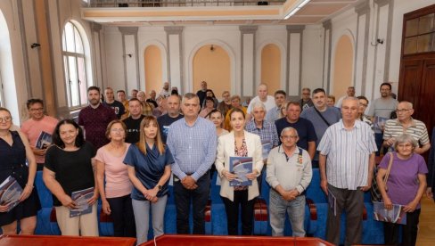 ТОКОМ ЛЕТА НОВ КРУГ СУБВЕНЦИЈА: Данас додељено 73 уговора Зајечарцима за енергетску санацију домаћинстава