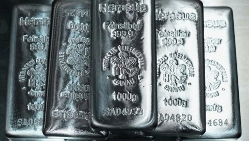 SREBRO PRIVLAČI SVE VEĆU PAŽNJU KUPACA: Evo sa čime to ima veze