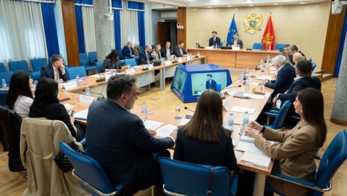 IZBORNI TURIZAM ĆE BITI ZAUZDAN: Predlog Zakona o biračkom spisku i problem Šavnik pred parlamentarnim telom IZBORNI TURIZAM ĆE BITI ZAUZDAN: Predlog Zakona o biračkom spisku i problem Šavnik pred parlamentarnim telom