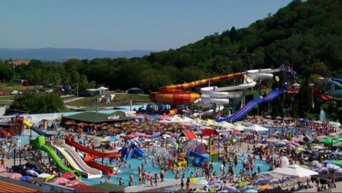 POČINJE 19. SEZONA U AKVAPARKU: Prvog dana ulaz besplatan POČINJE 19. SEZONA U AKVAPARKU: Prvog dana ulaz besplatan