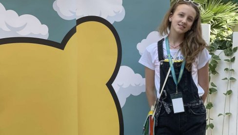 МИА ИДЕ У ИТАЛИЈУ ПО СВЕТСКУ ТИТУЛУ:Ученица из Смедерева првакиња Европе у познавању енглеског језика, за поход на нову титулу треба помоћ